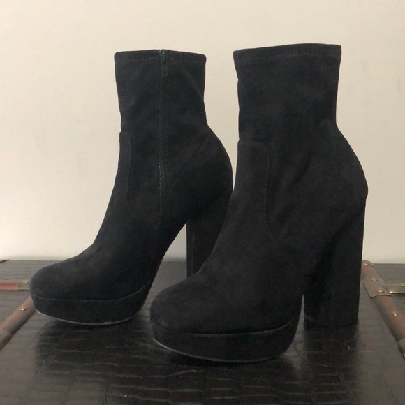 Steve Madden platform sock booties - Picture 3 of 3
